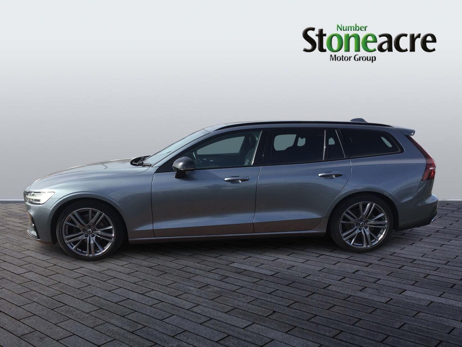 Used Volvo V60 2019 for sale - 78046853: Photo 6