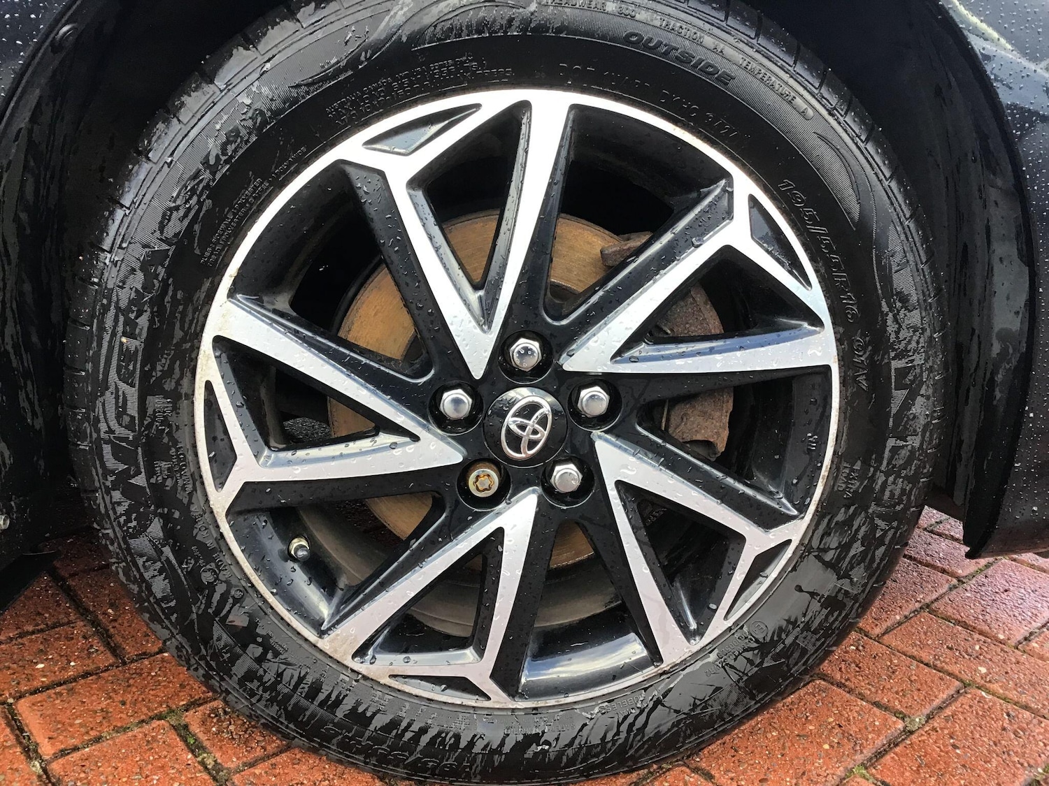 Used Toyota Yaris 2021 for sale - 76735361: Photo 11