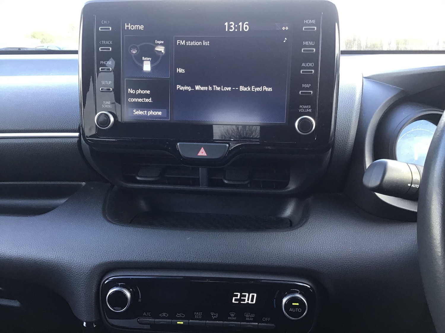 Used Toyota Yaris 2021 for sale - 76735361: Photo 16