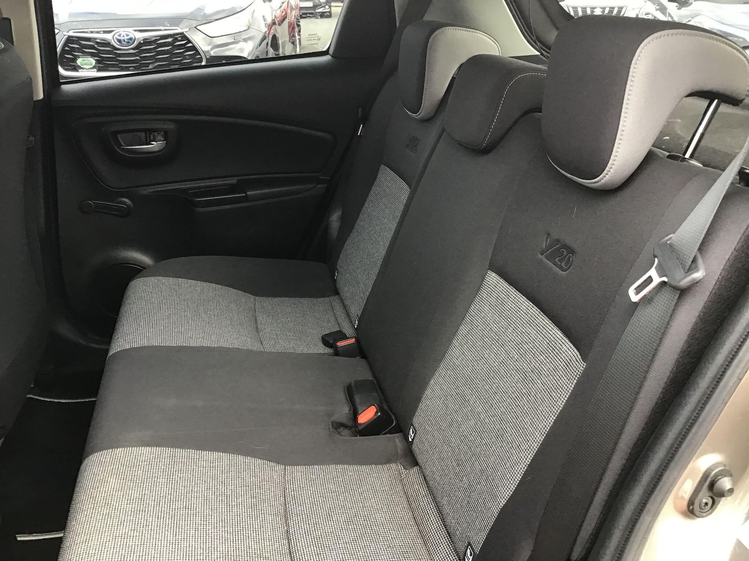 Used Toyota Yaris 2020 for sale - 76446402: Photo 21