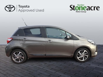 Used Toyota Yaris 2020 for sale - 76446402: Photo