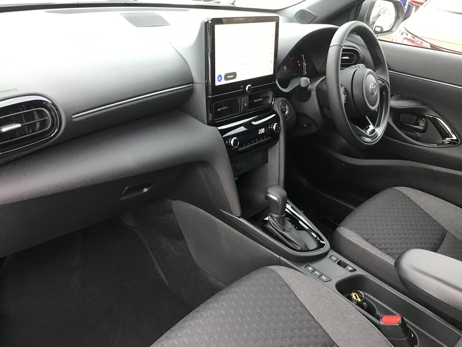 Used Toyota Yaris Cross 2025 for sale - 77267209: Photo 13