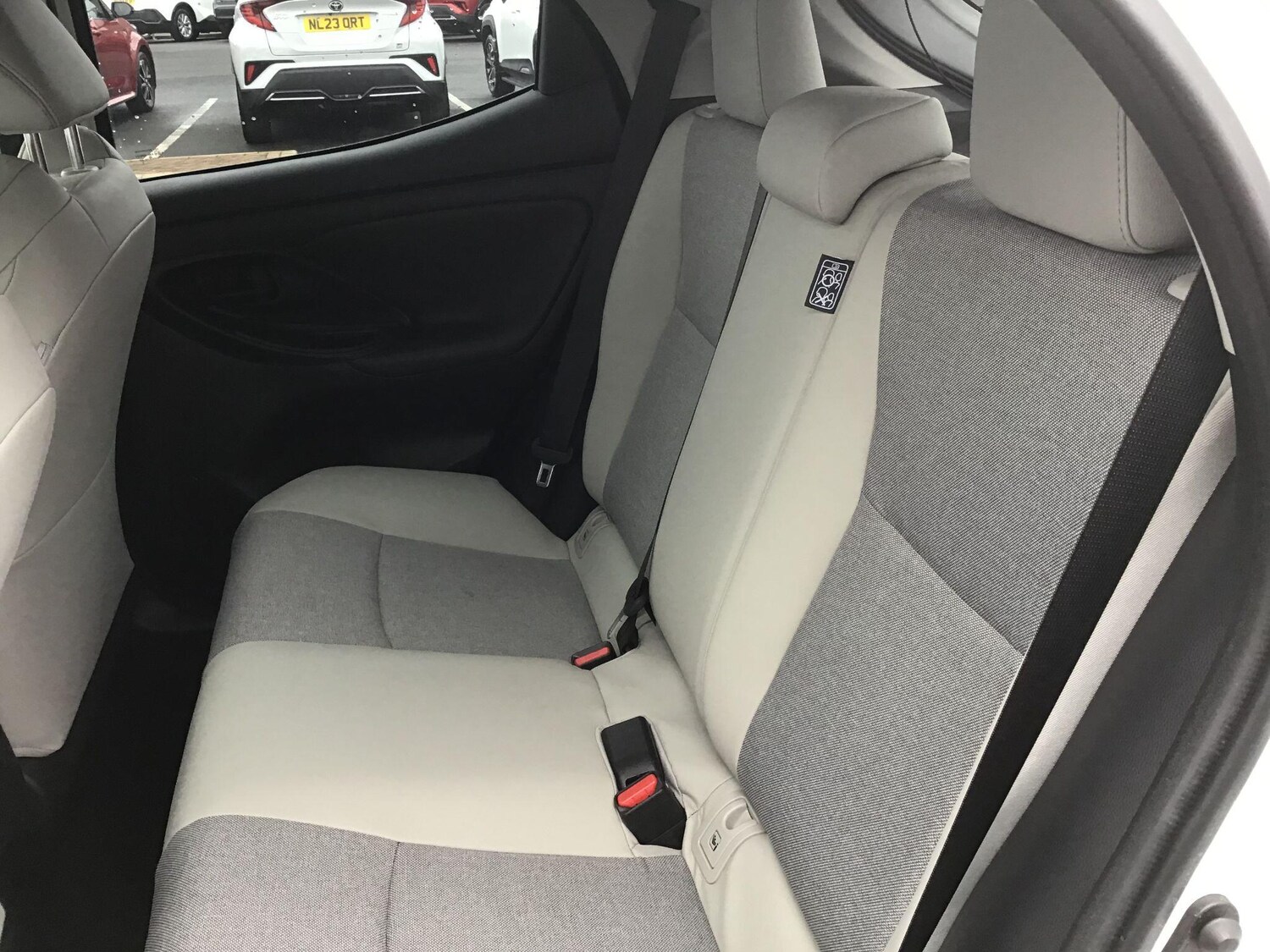 Used Toyota Yaris 2022 for sale - 77783957: Photo 22