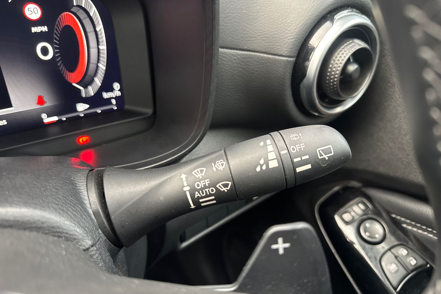 Used Nissan Juke 2024 for sale - 76328280: Photo 39