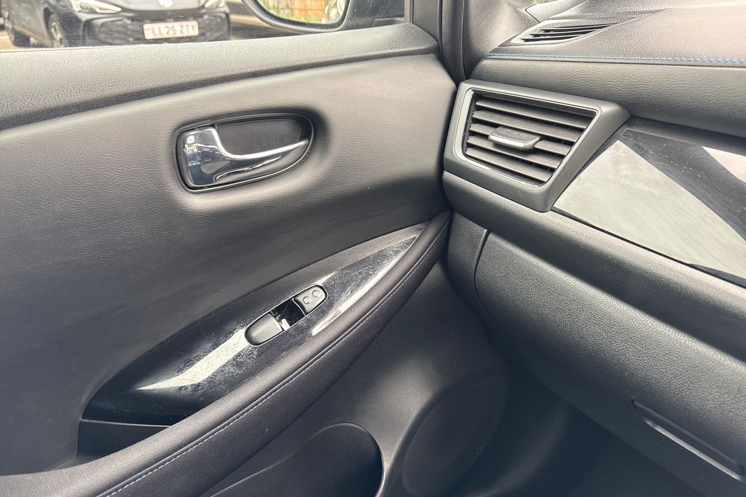 Used Nissan Leaf 2022 for sale - 75992877: Photo 40
