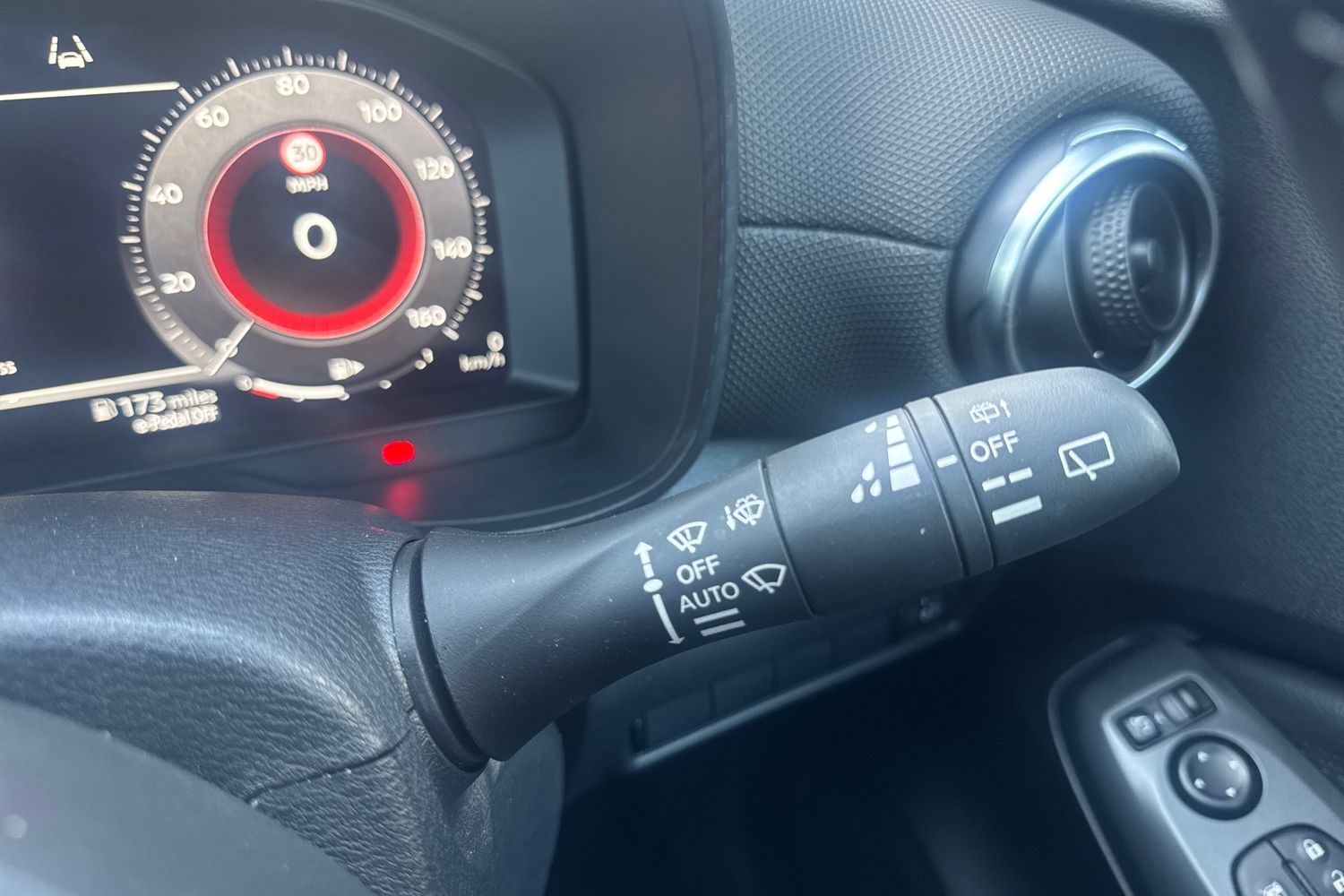 Used Nissan Juke 2024 for sale - 75675227: Photo 38