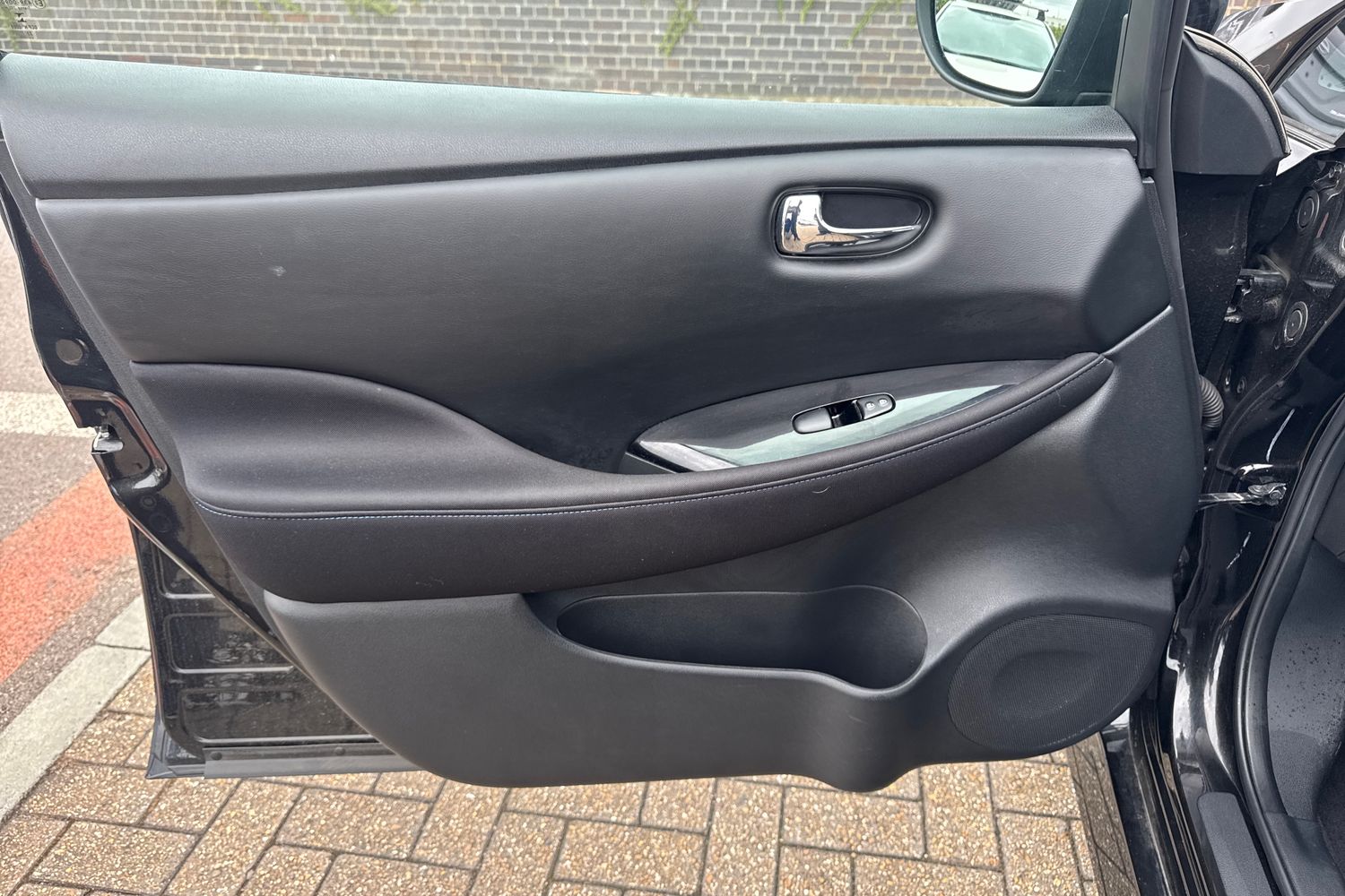 Used Nissan Leaf 2022 for sale - 76130634: Photo 25