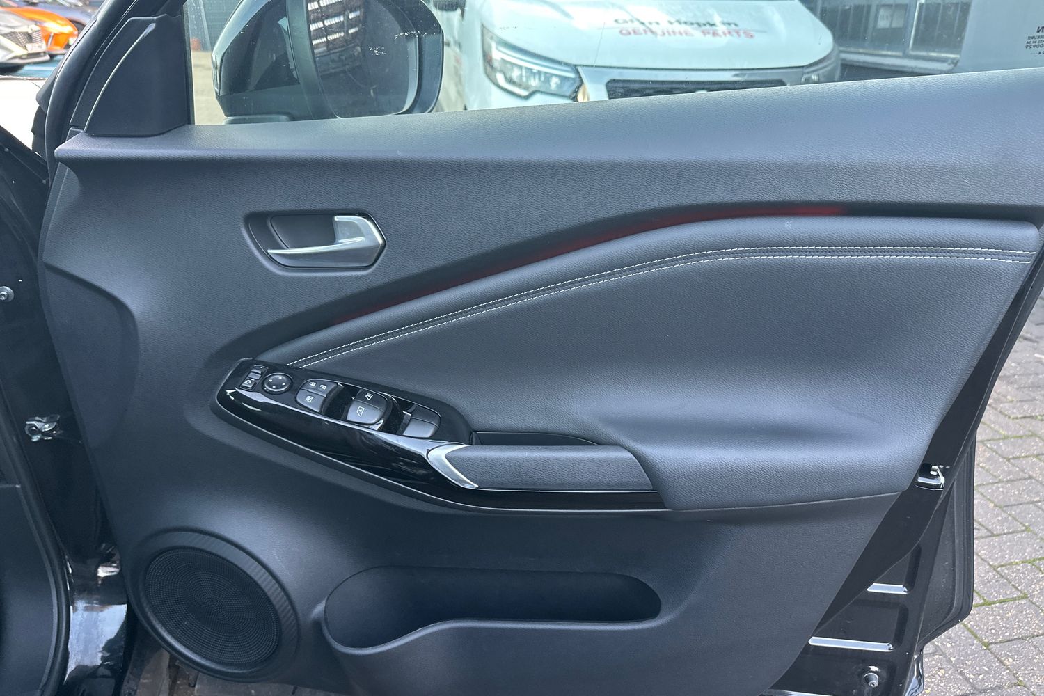 Used Nissan Juke 2025 for sale - 76907998: Photo 34