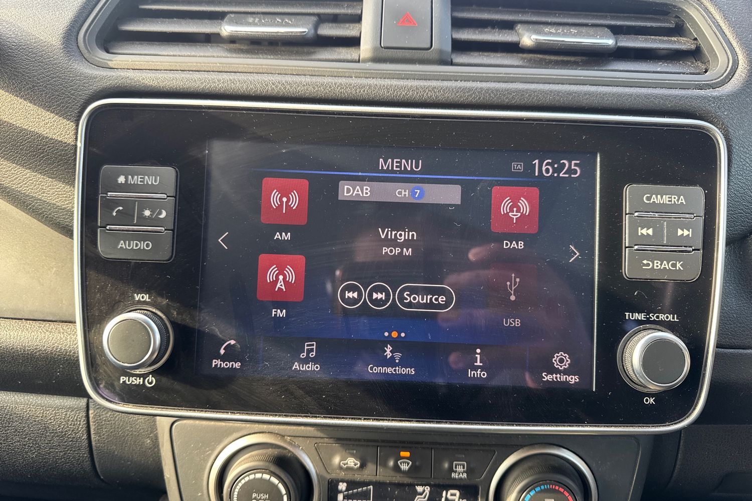 Used Nissan Leaf 2022 for sale - 77581310: Photo 17