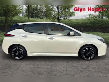 Used Nissan Leaf 2022 for sale - 77581310: Photo