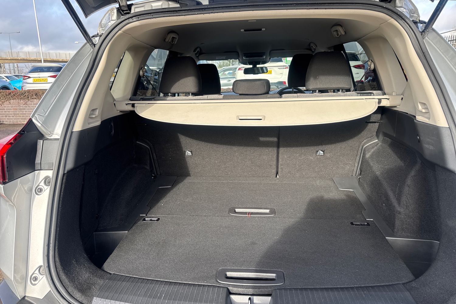 Used Nissan X-Trail 2023 for sale - 77300427: Photo 24