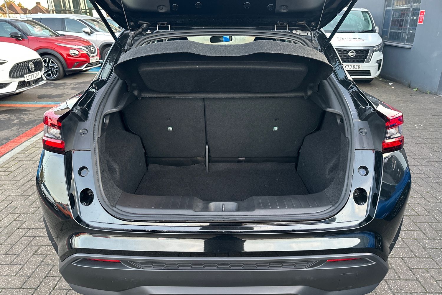 Used Nissan Juke 2024 for sale - 76927908: Photo 24