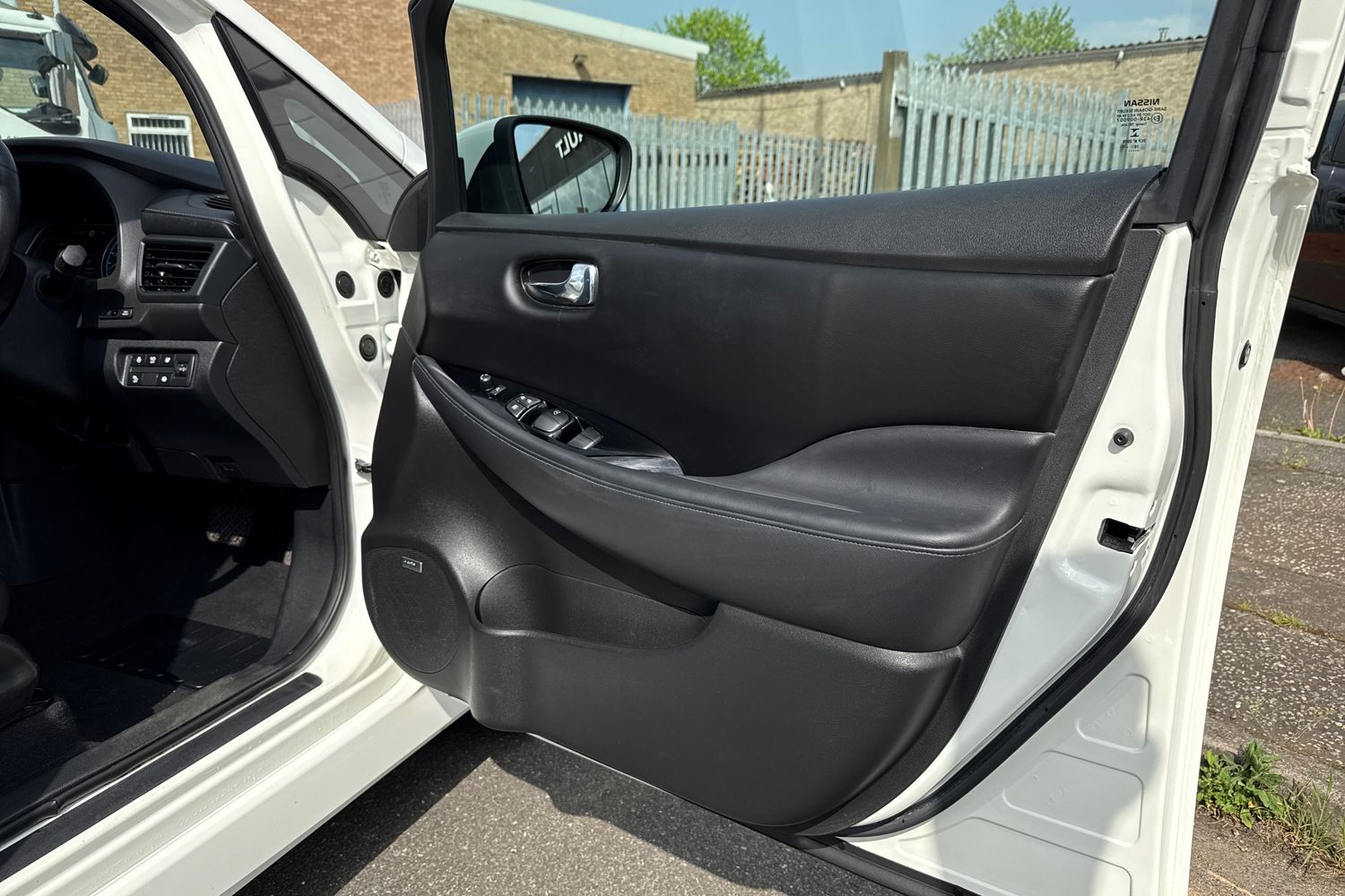 Used Nissan Leaf 2019 for sale - 76086836: Photo 33