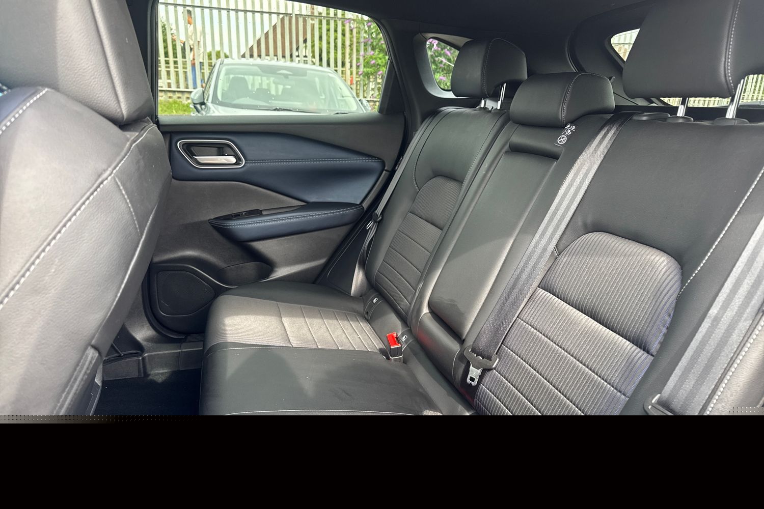 Vehicle 28