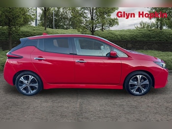 Used Nissan Leaf 2021 for sale - 76984130: Photo