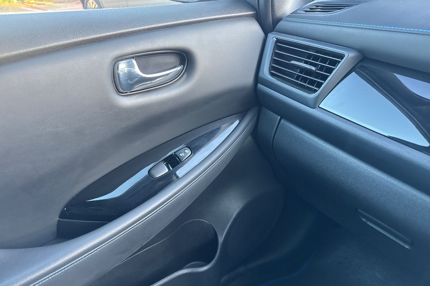 Used Nissan Leaf 2021 for sale - 76984130: Photo 40