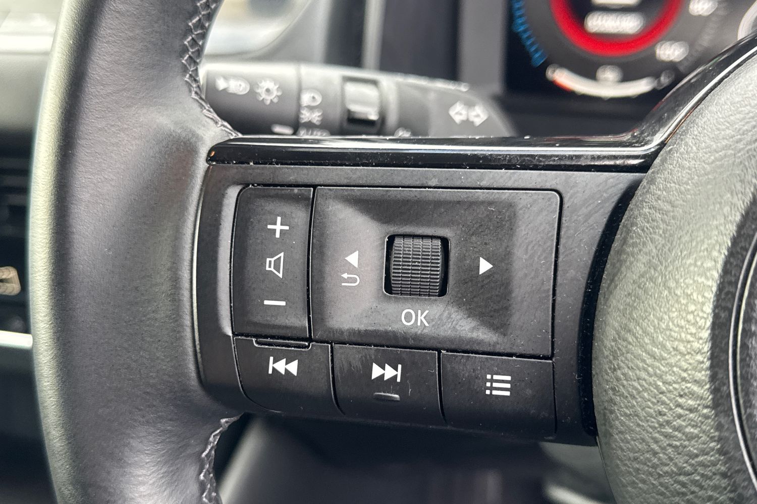 Used Nissan Qashqai 2023 for sale - 77786080: Photo 21