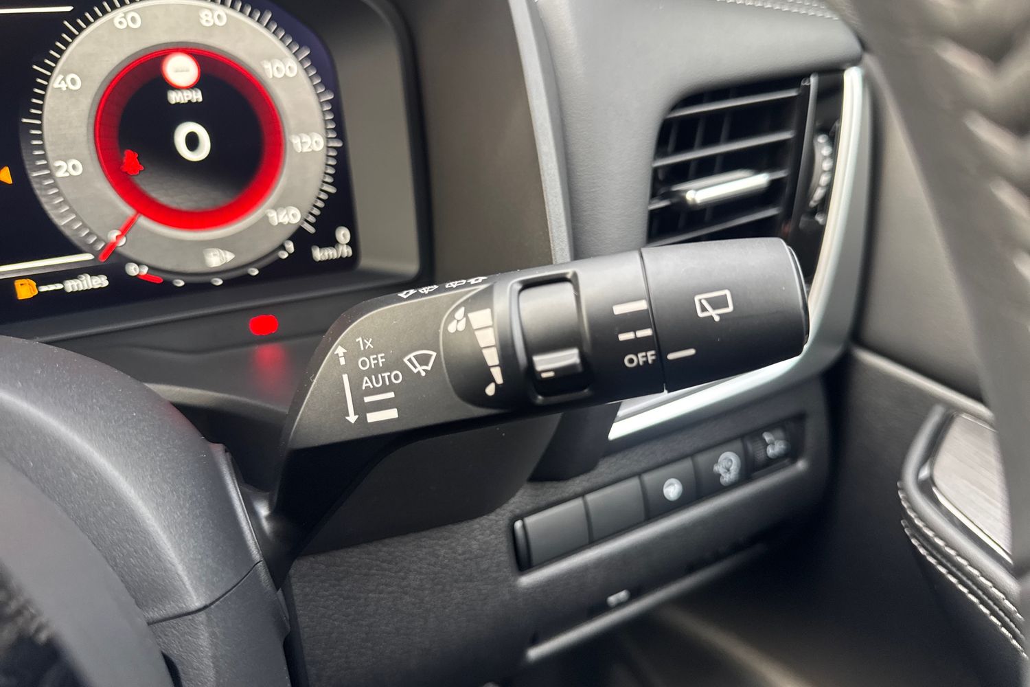 Used Nissan X-Trail 2025 for sale - 76079298: Photo 40