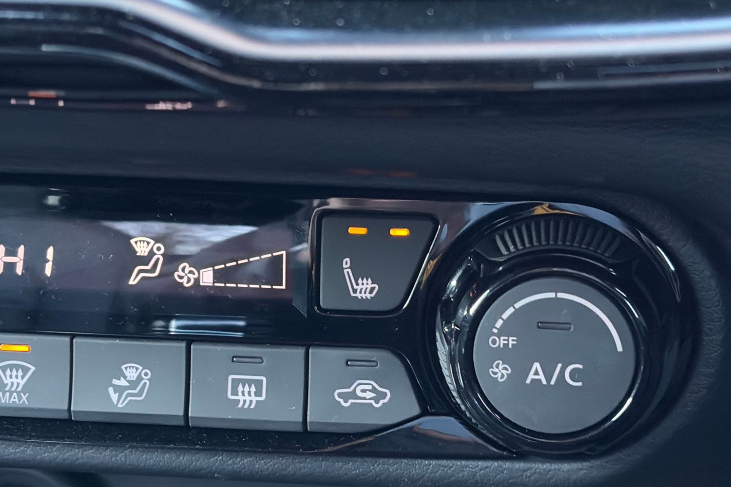 Used Nissan Juke 2024 for sale - 77232103: Photo 35