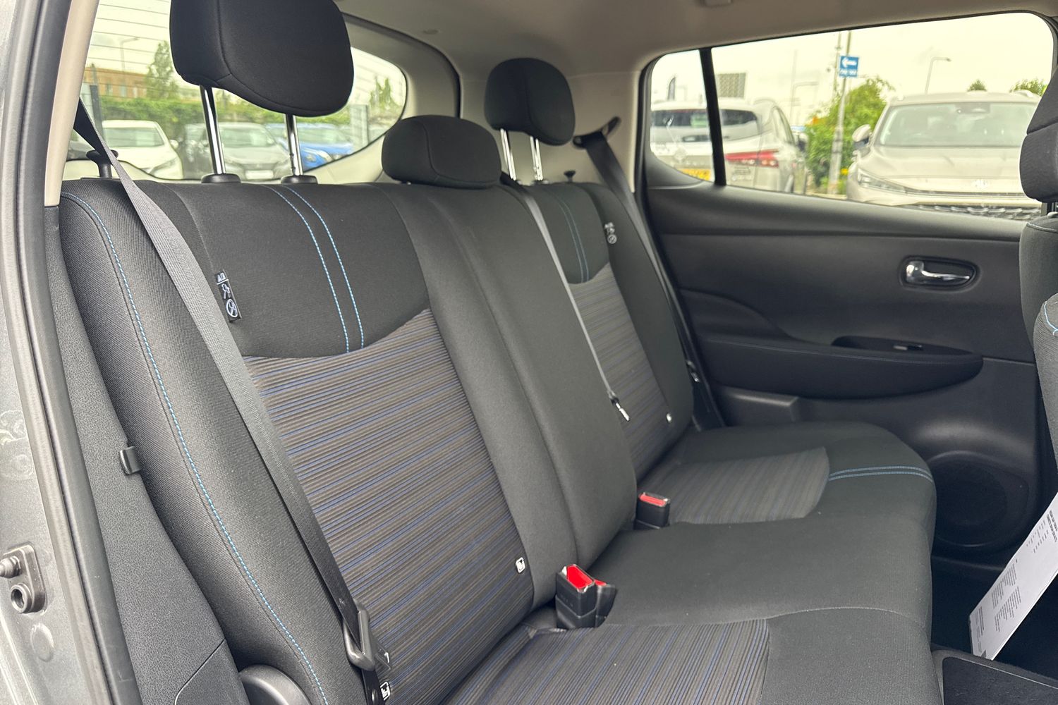 Used Nissan Leaf 2022 for sale - 77031290: Photo 31