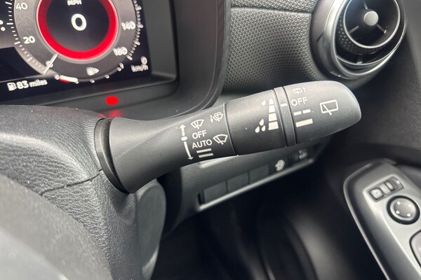 Used Nissan Juke 2024 for sale - 75465922: Photo 39
