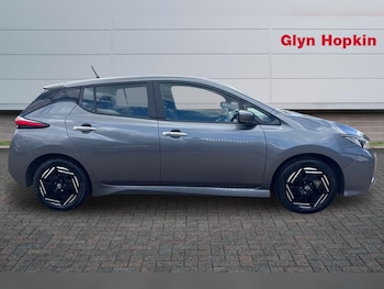 Used Nissan Leaf 2022 for sale - 78530387: Photo