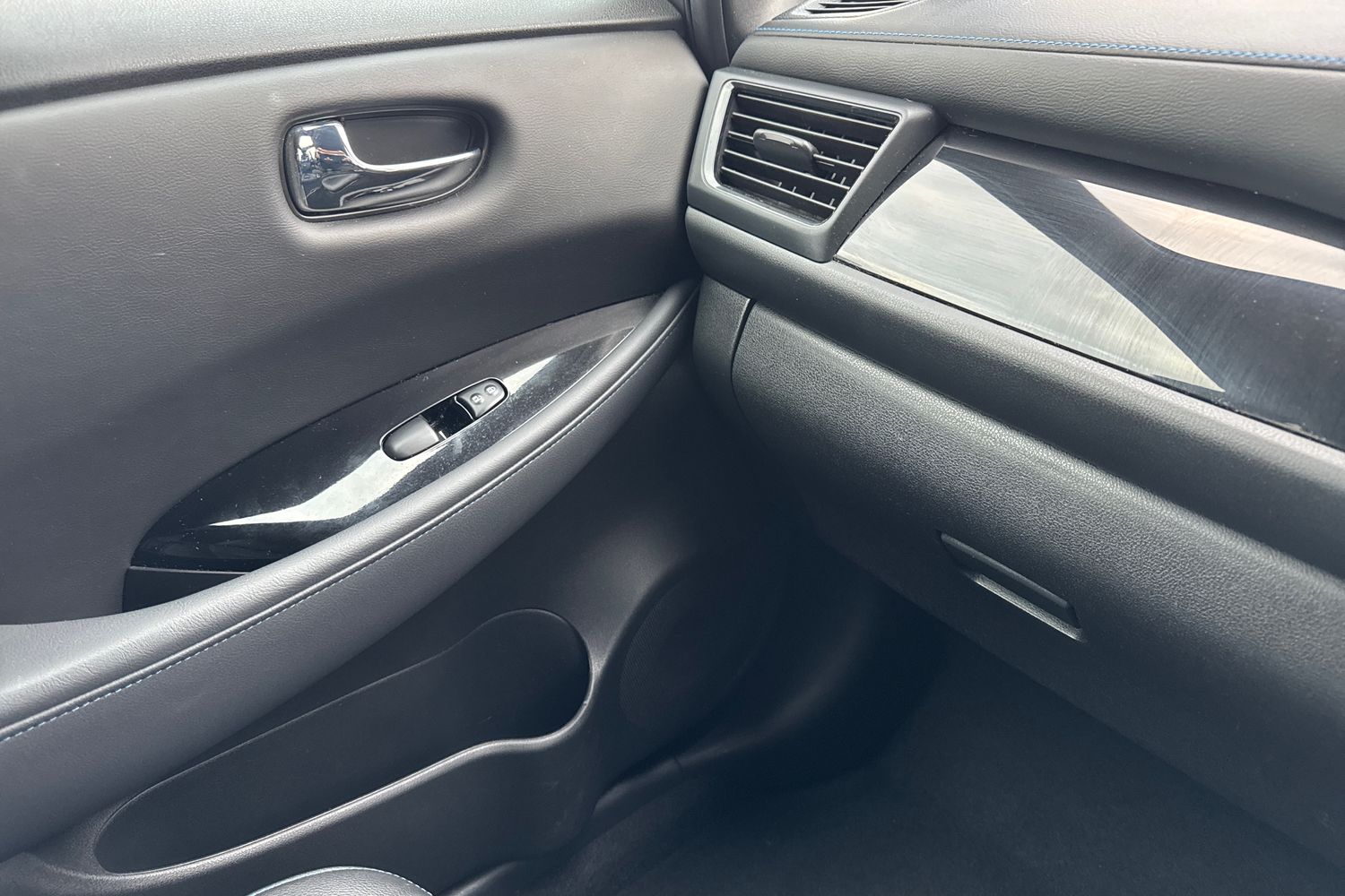 Used Nissan Leaf 2021 for sale - 77927379: Photo 38