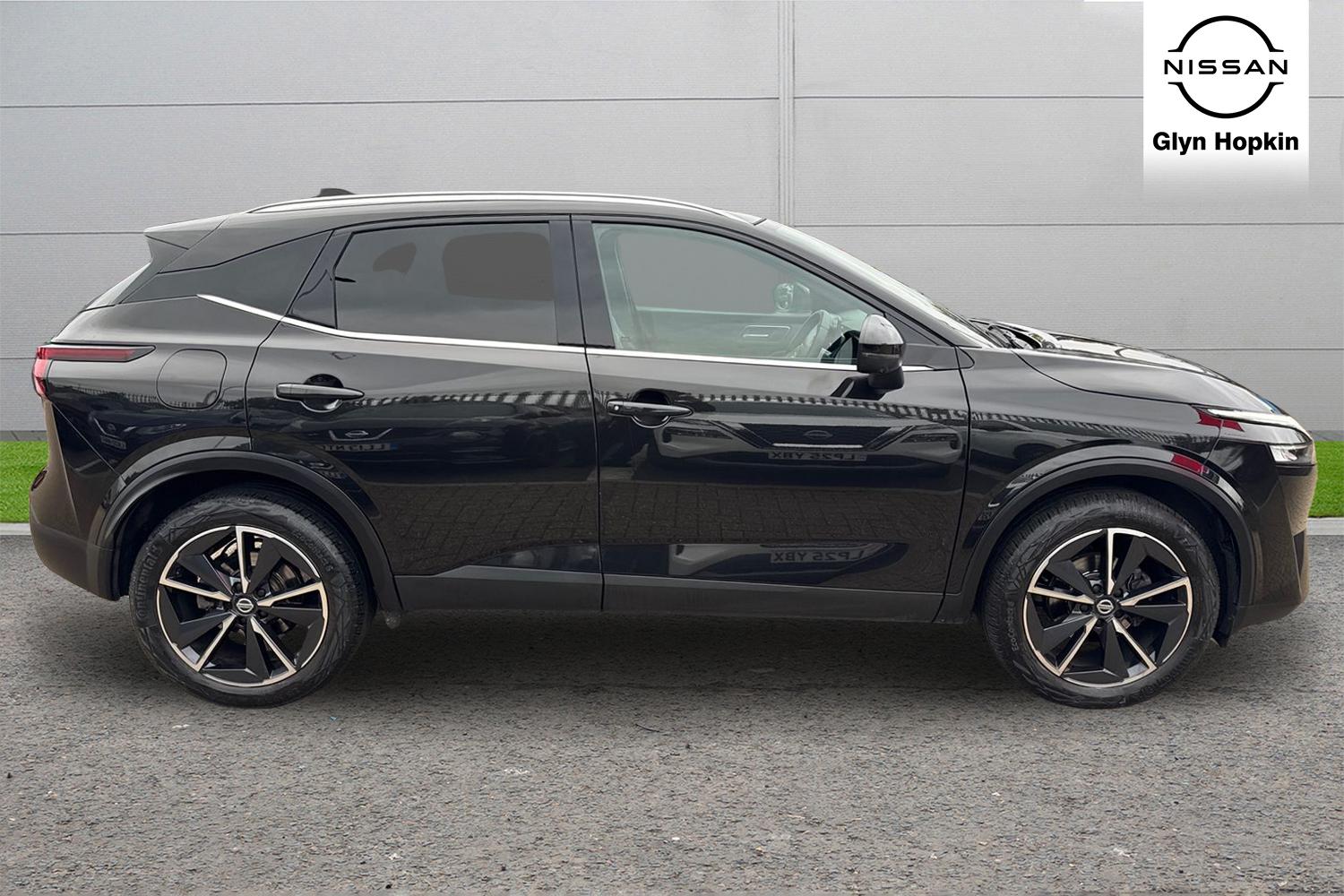 Used Nissan Qashqai 2021 for sale - 76328103: Photo 2