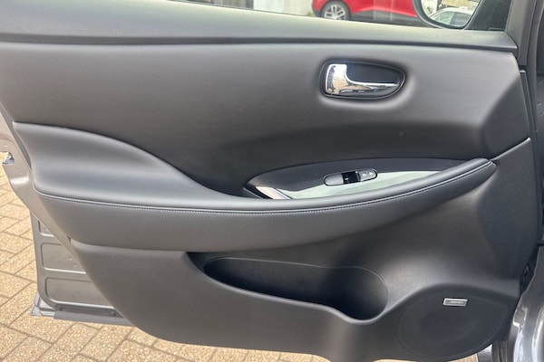 Used Nissan Leaf 2022 for sale - 75466377: Photo 36