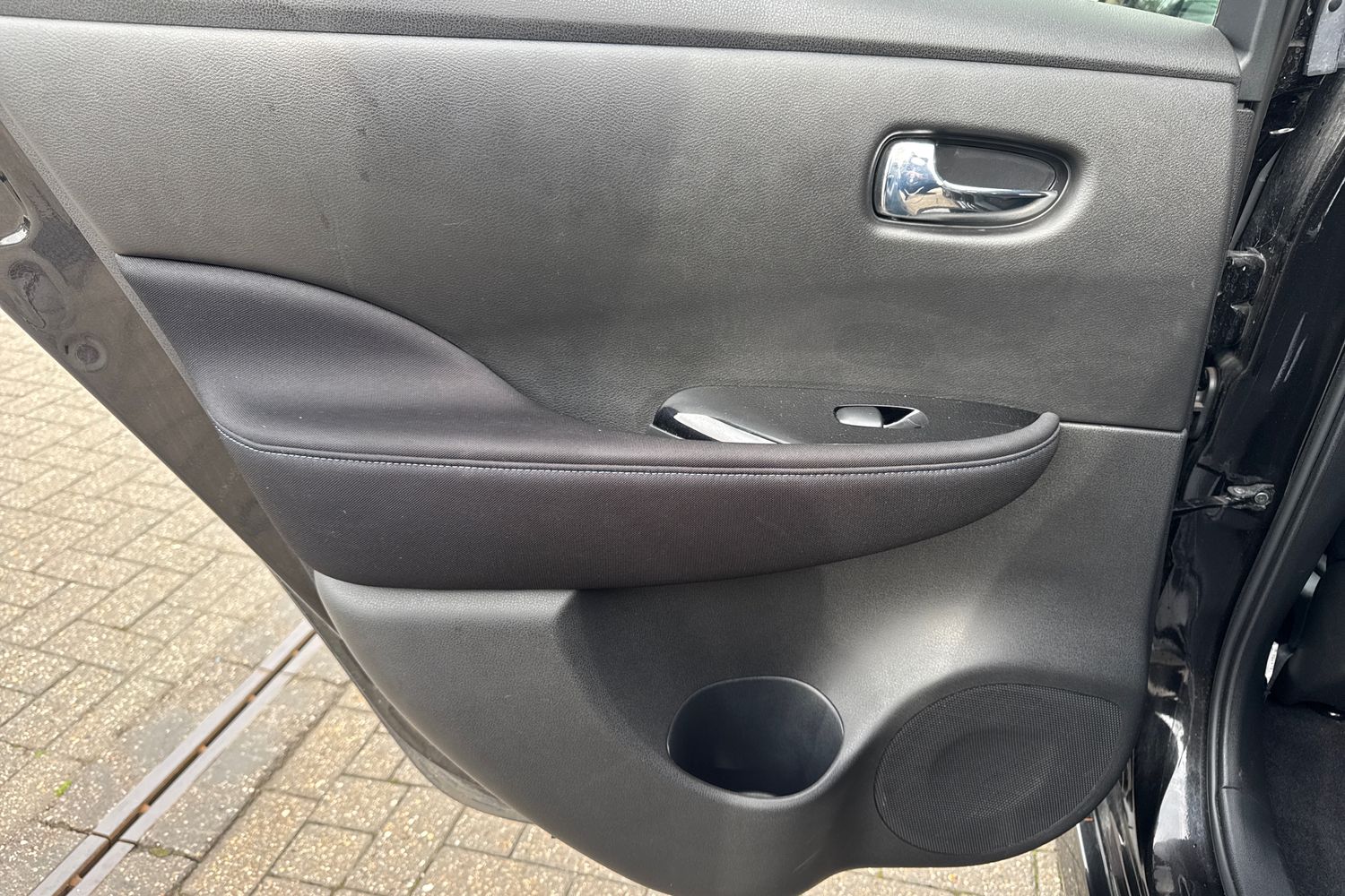 Used Nissan Leaf 2022 for sale - 77560577: Photo 28