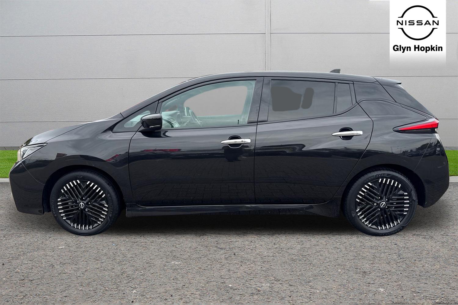 Used Nissan Leaf 2022 for sale - 77560577: Photo 6