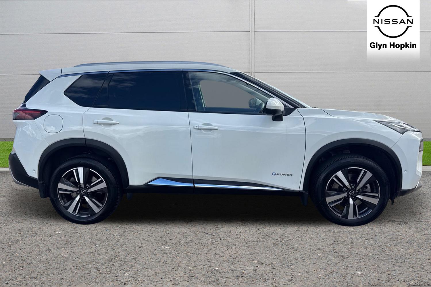 Used Nissan X-Trail 2023 for sale - 76008184: Photo 2