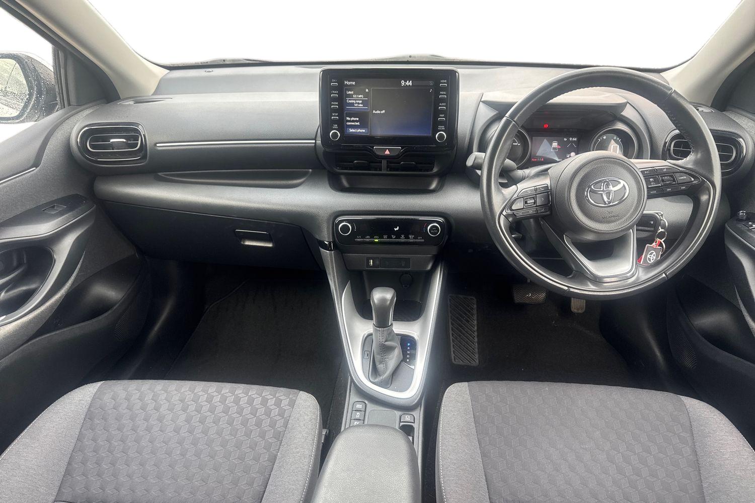 Used Toyota Yaris 2022 for sale - 76297336: Photo 12