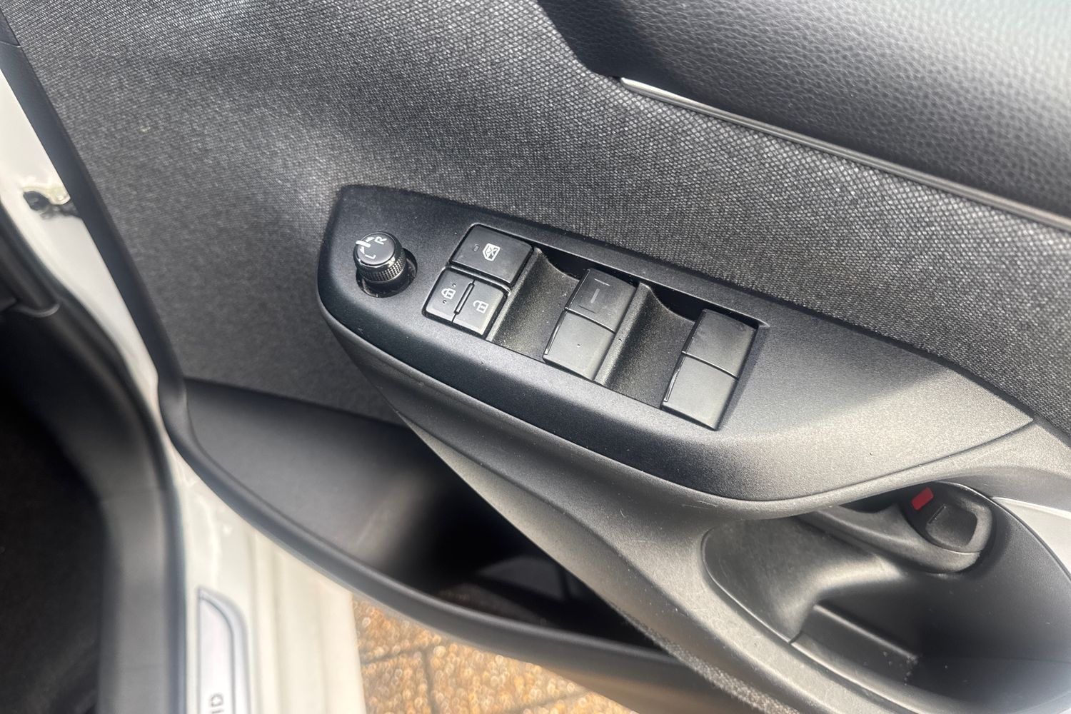 Used Toyota Yaris 2022 for sale - 76297336: Photo 16