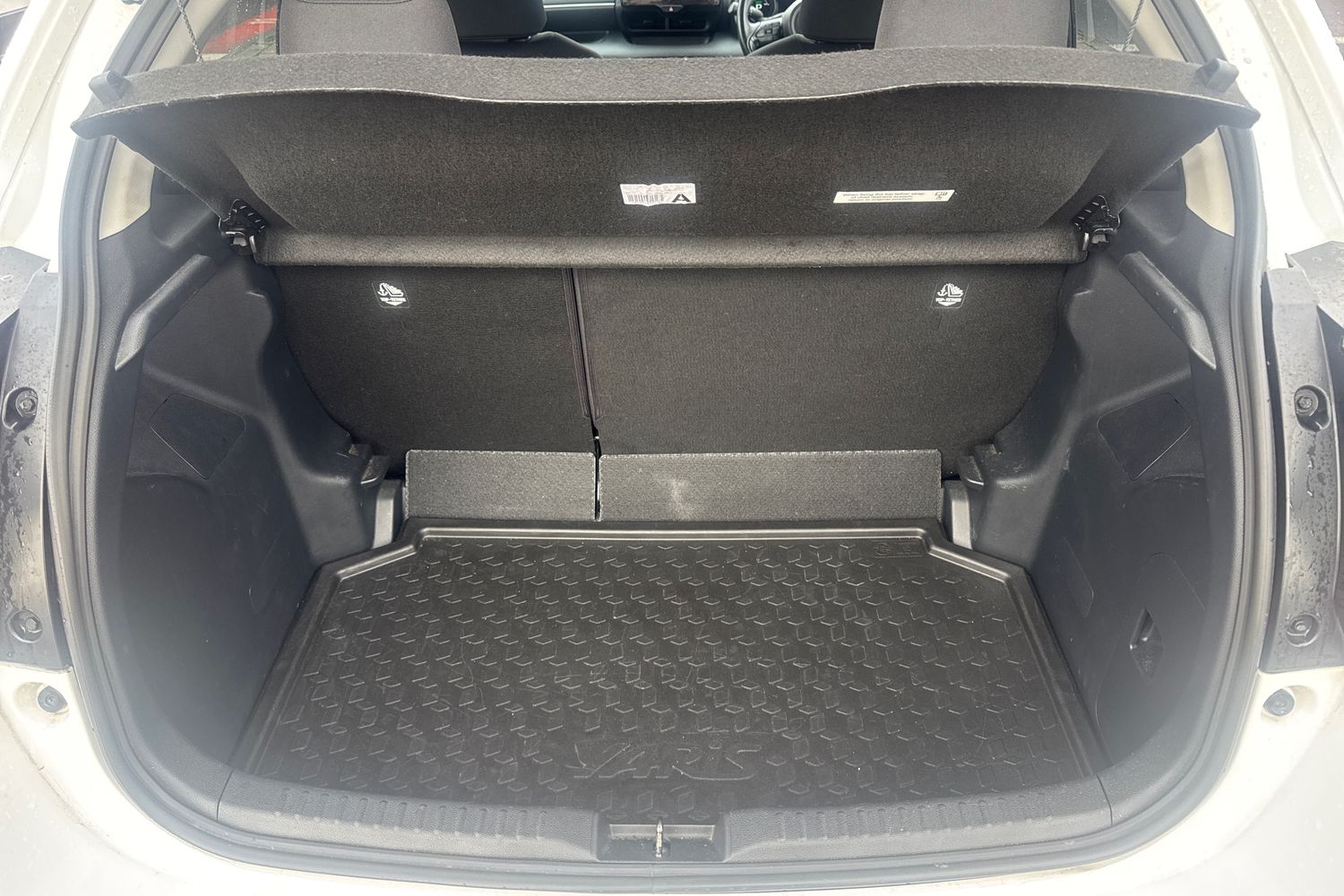 Used Toyota Yaris 2022 for sale - 76297336: Photo 24
