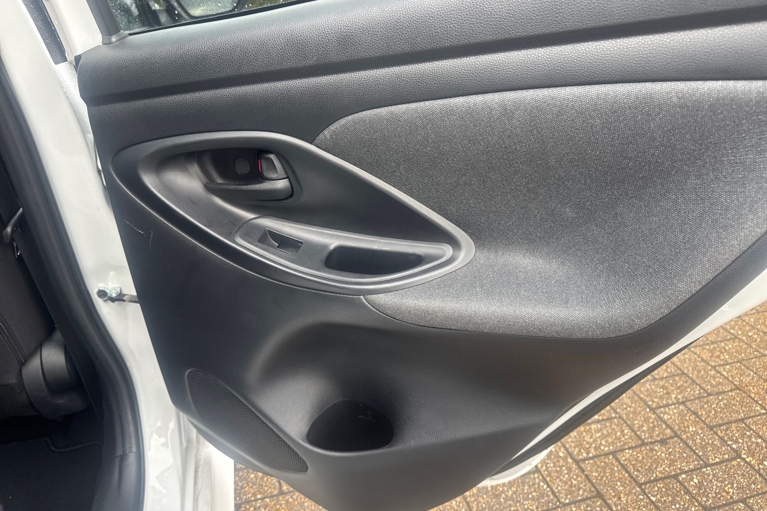 Used Toyota Yaris 2022 for sale - 76297336: Photo 34