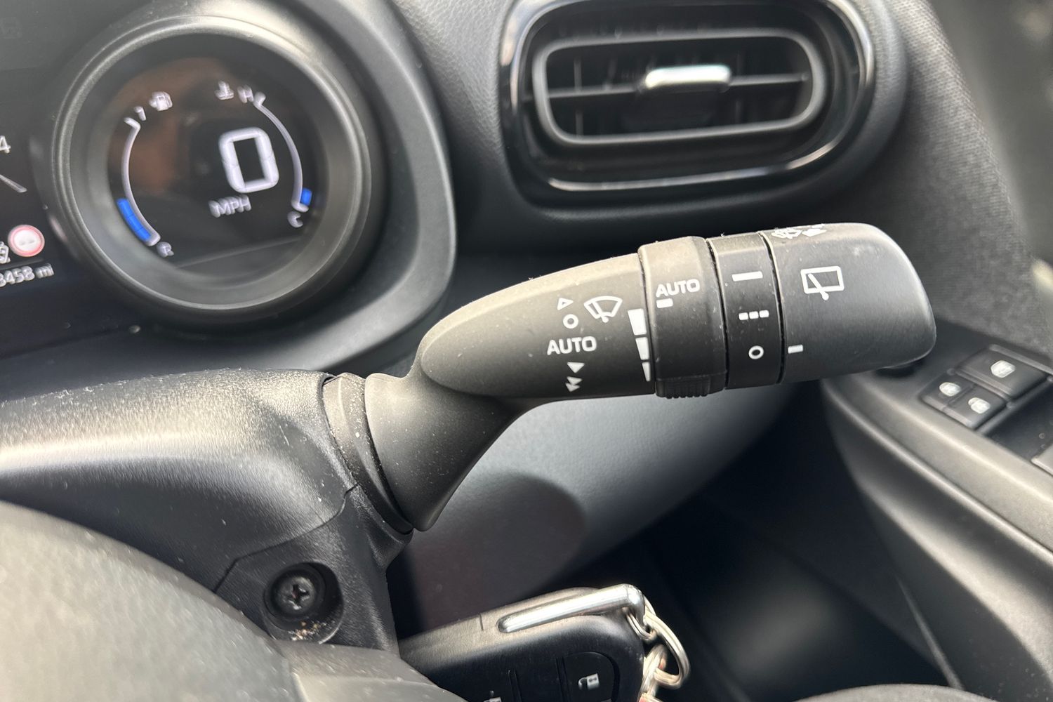 Used Toyota Yaris 2022 for sale - 76297336: Photo 40