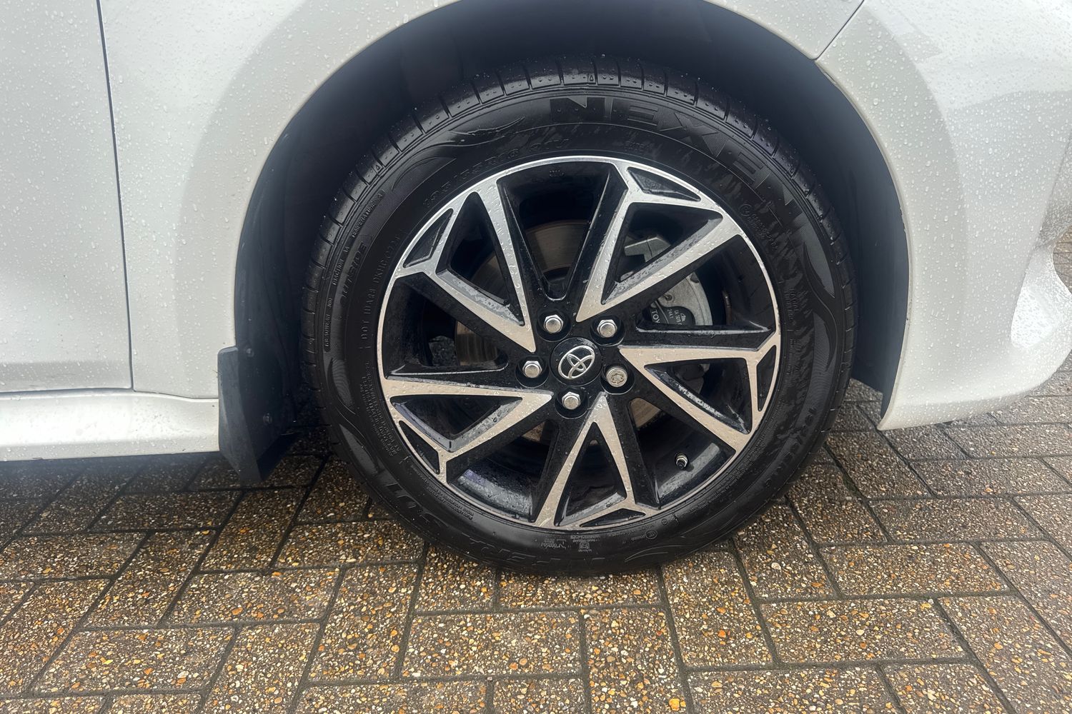 Used Toyota Yaris 2022 for sale - 76297336: Photo 9