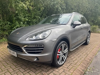 Used Porsche Cayenne 2010 for sale - 75961384: Photo