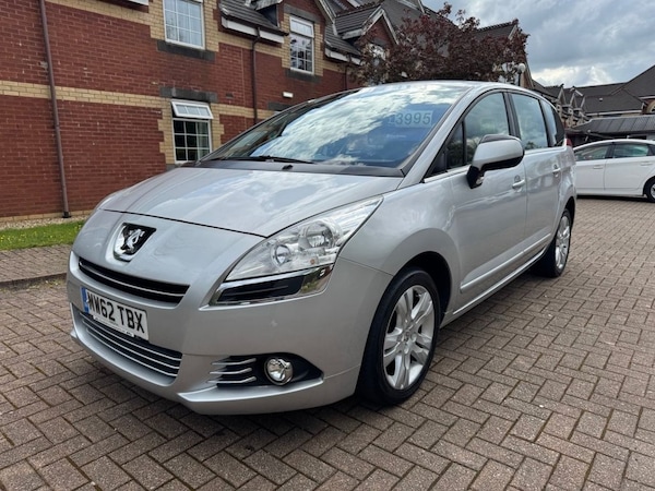 Used Peugeot 5008 2013 for sale - 74404936: Photo 1