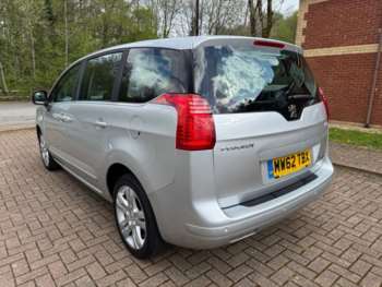Used Peugeot 5008 2013 for sale - 74404936: Photo