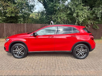 Used Mercedes-Benz GLA 2019 for sale - 79530503: Photo