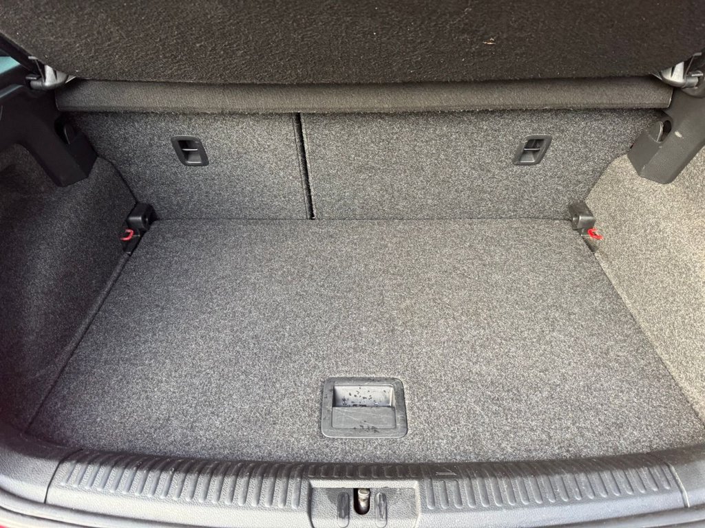 Used Volkswagen Polo 2017 for sale - 76655162: Photo 9