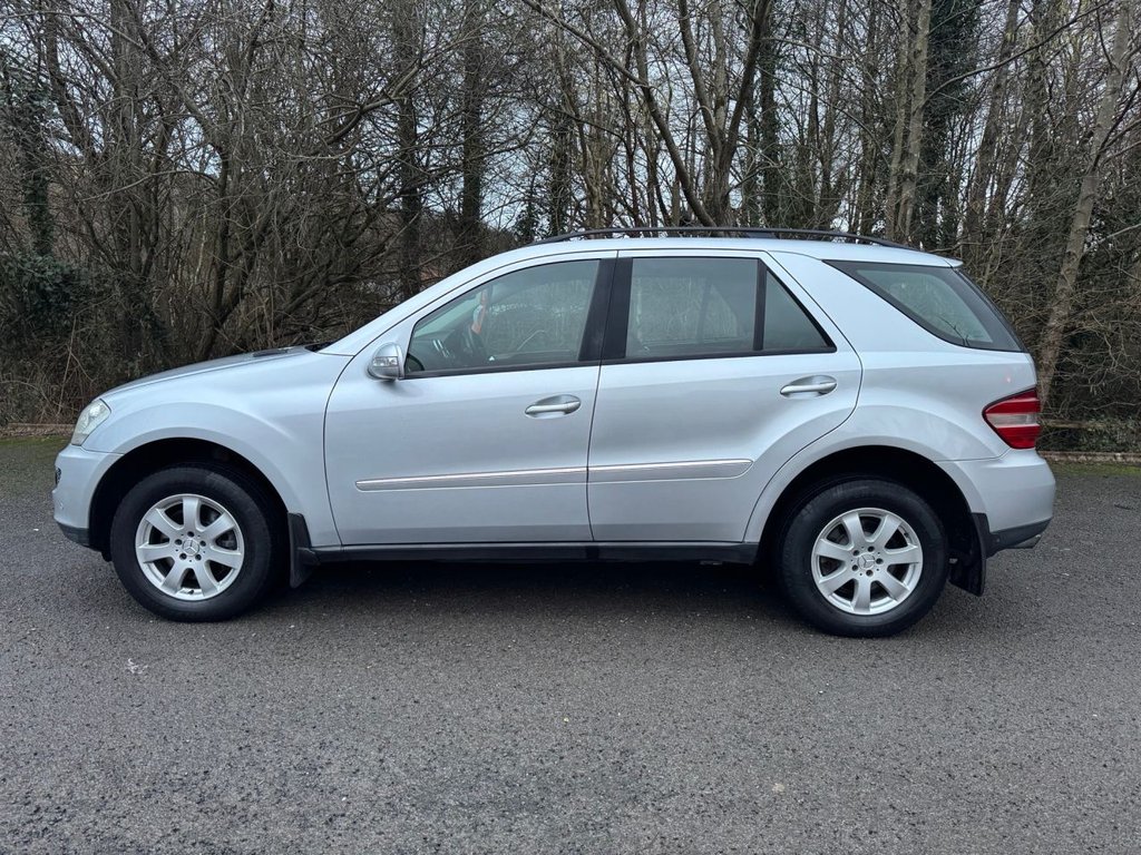 Used Mercedes-Benz M Class 2006 for sale - 77342085: Photo 2