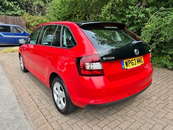 Used Skoda Rapid Spaceback 2014 for sale - 79289085: Photo