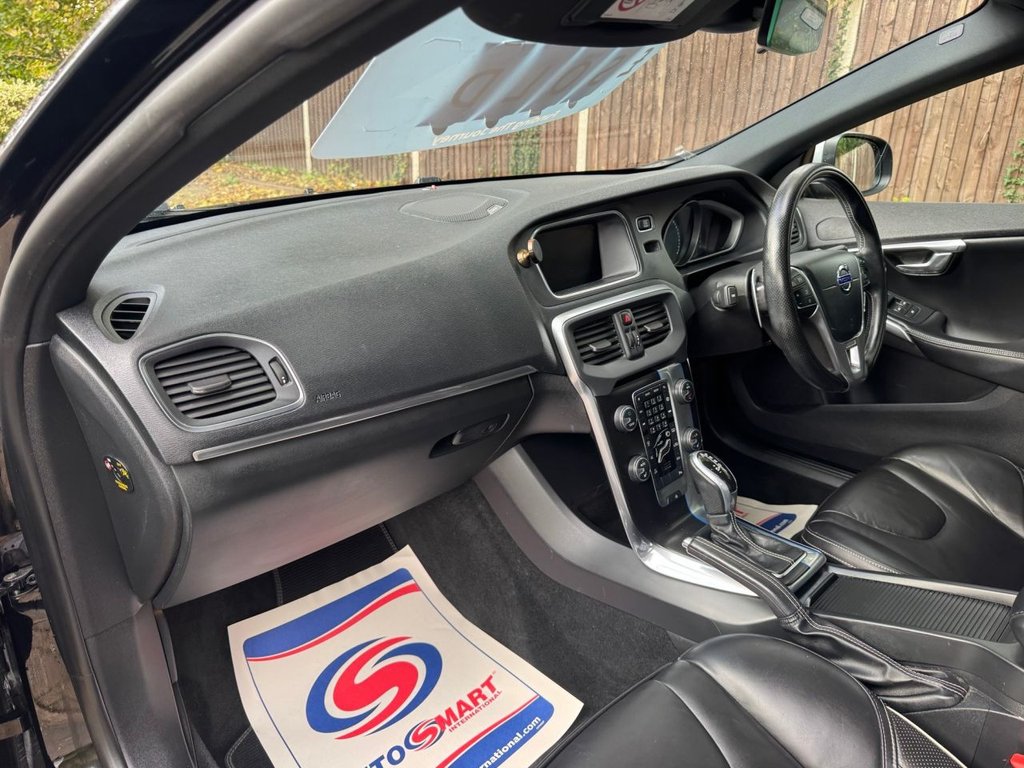 Used Volvo V40 2015 for sale - 76396177: Photo 10