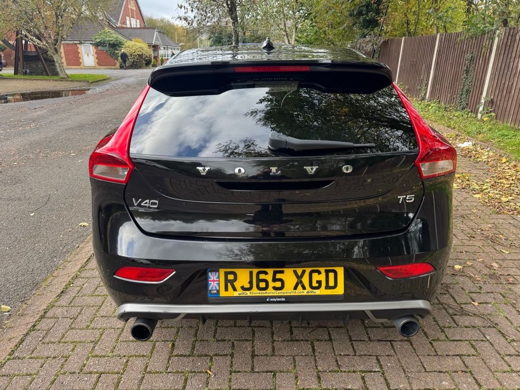 Used Volvo V40 2015 for sale - 76396177: Photo 9