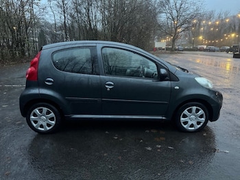 Used Peugeot 107 2011 for sale - 76710874: Photo