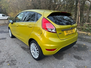 Used Ford Fiesta 2013 for sale - 76642508: Photo