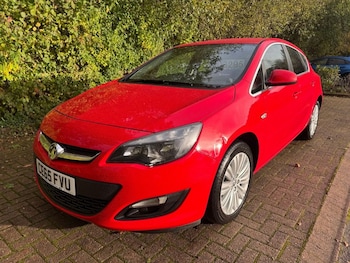 Vauxhall - Astra